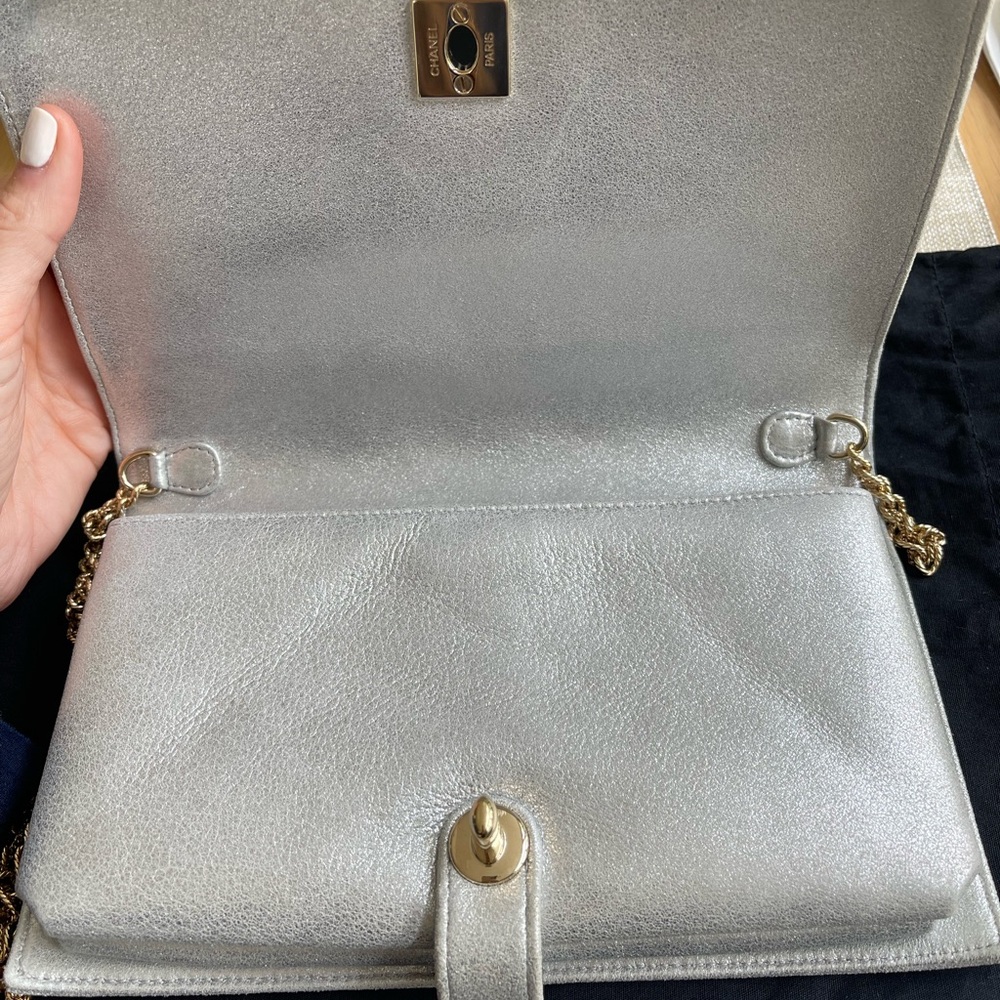 CHANEL Flap Bag/Shoulder Bag - Picture 7 of 14